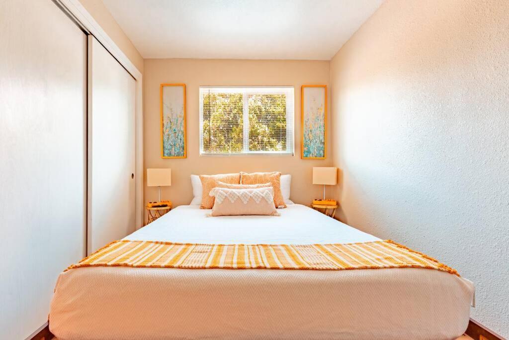 The Patito: Walk To The Zoo, Cafes And Restaurants Villa แอลบูเคอร์คี ภายนอก รูปภาพ